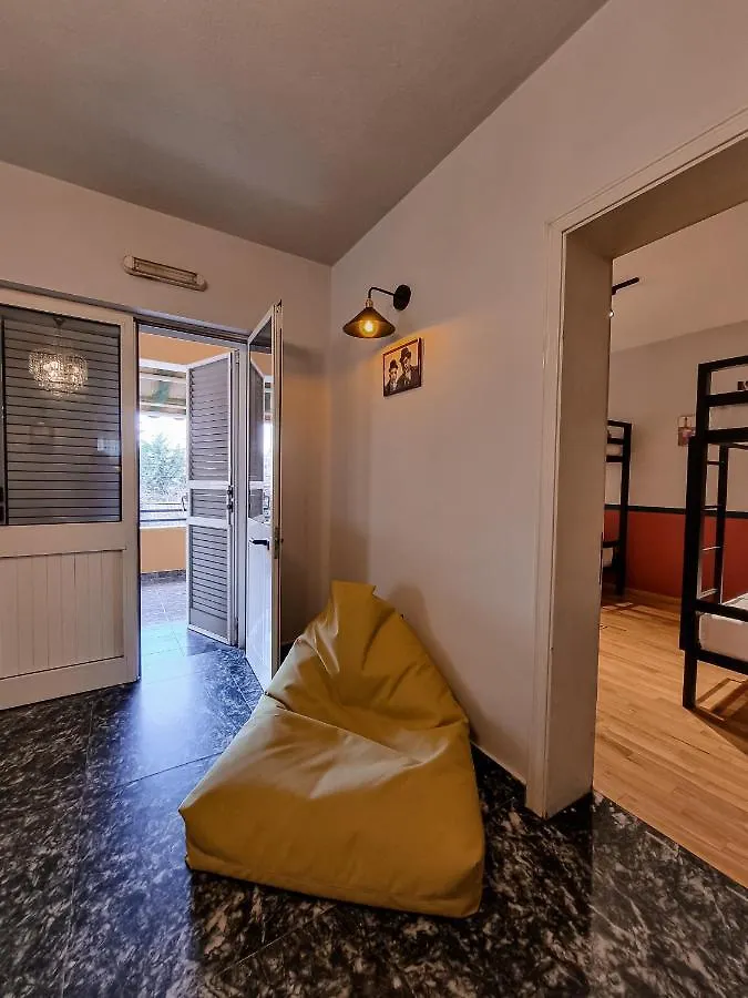 The Bearded Dad Hostel Tiran