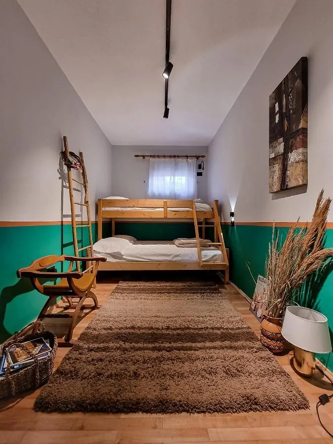 The Bearded Dad Hostel Tiran